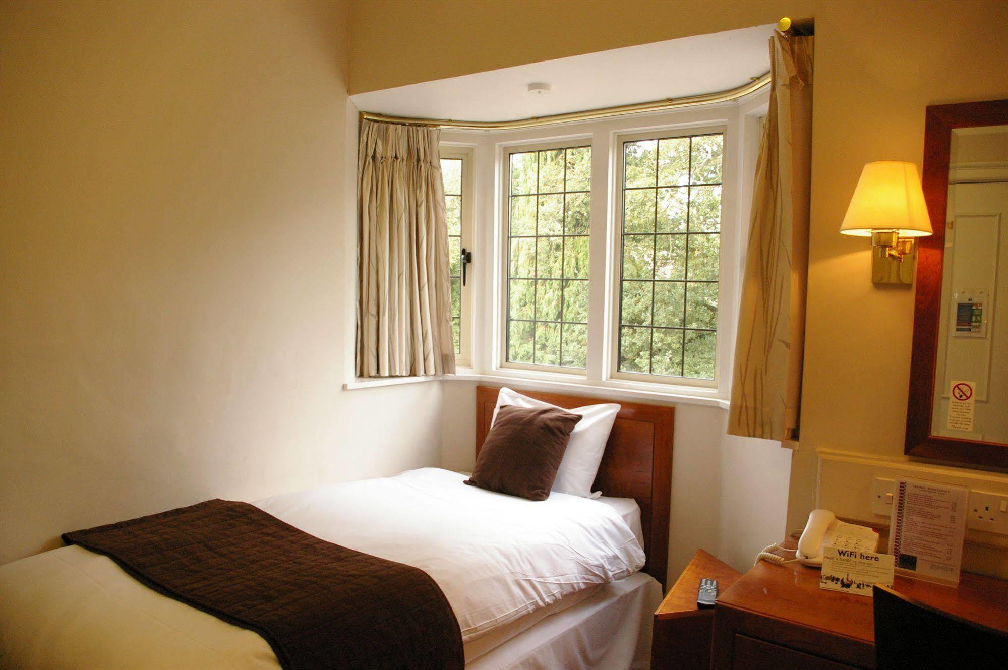 Farnham House Hotel Dış mekan fotoğraf